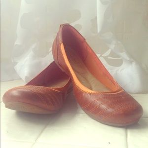 Leather Timberland flats-  7.5 like new